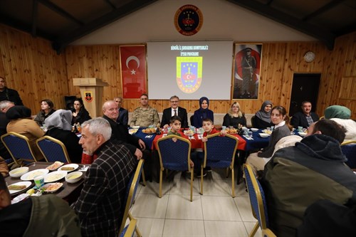 Vali Ekinci İftar Programında Şehit Aileleri ve Gazilerle Buluştu