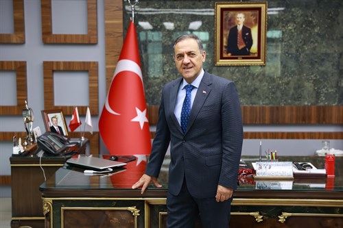 Valimiz Sayın Ahmet Hamdi Usta'nın 'Berat Kandili' Mesajı 